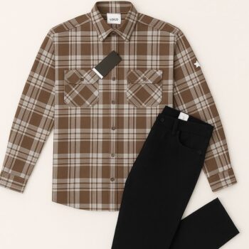 printed shirt + mom fit